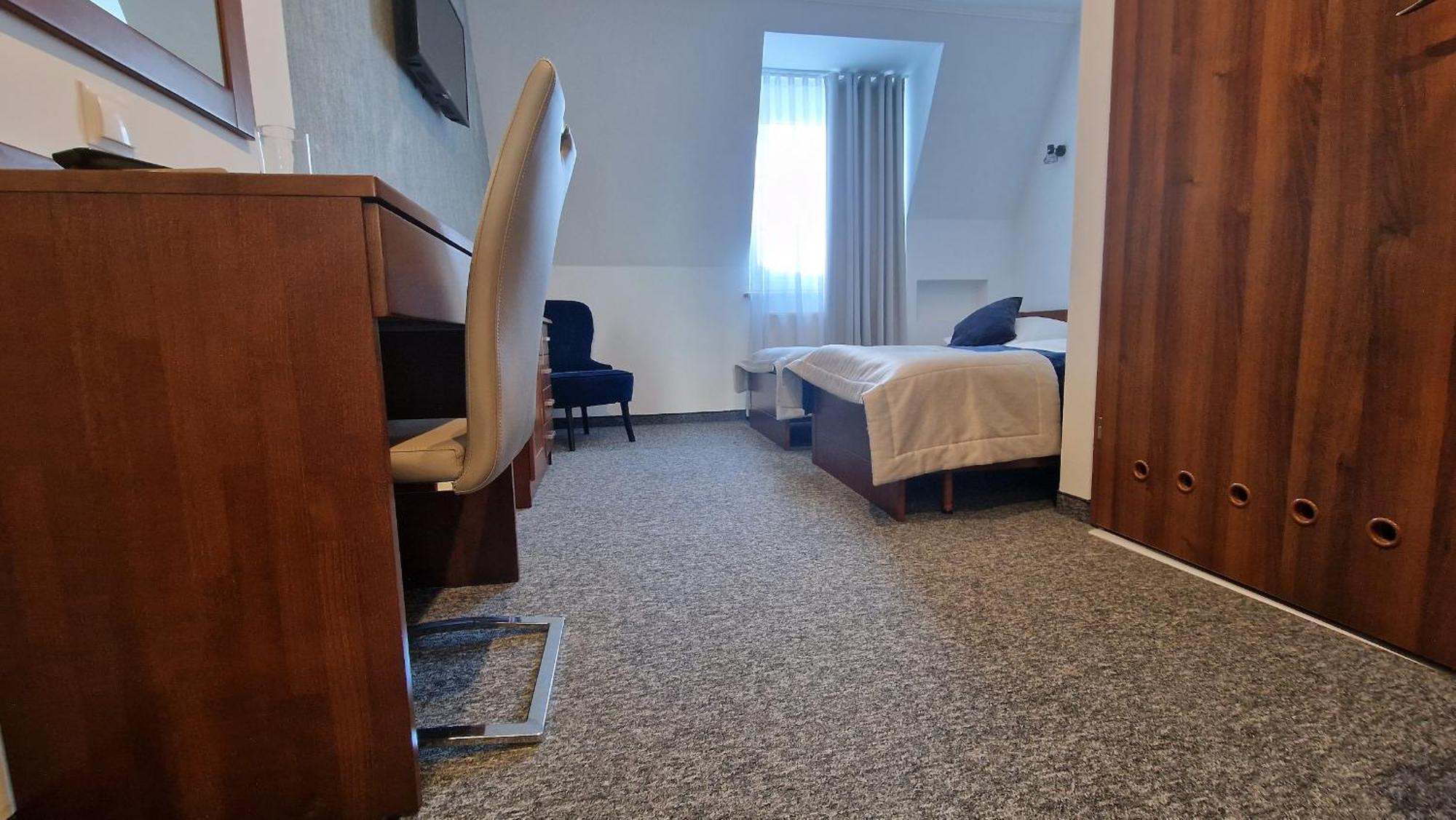 Hotel Palacowa Narol Ngoại thất bức ảnh